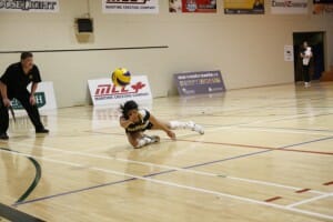 Raeesa Lalani misses the dive in Dal's championship defeat.