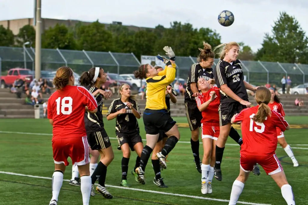 Can Doriana Homerski find a third goal? Photo by Pau Balite
