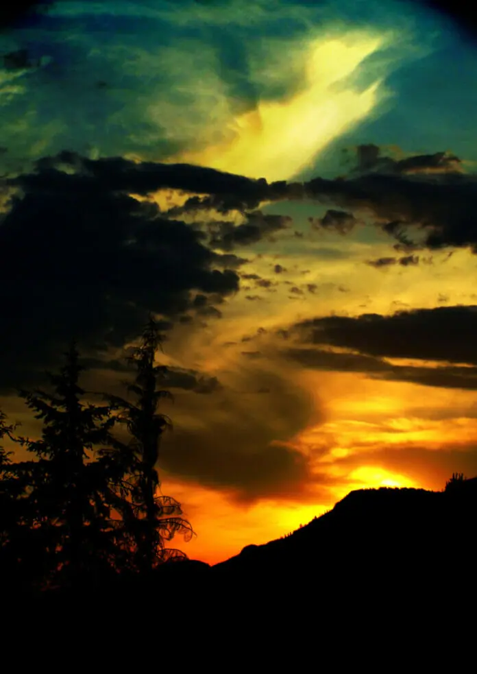 Sunset in Kamloops, BC, Stock photo from sxc.hu by emmysdaddy