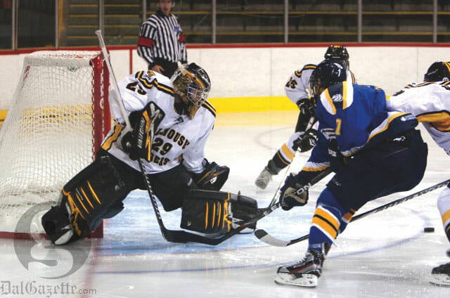 Men's Hockey, Oct 15. Photo by Martina Marien
