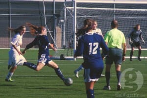 Women's Soccer wins 1-0 against St. FX. Photo by Alice Hebb
