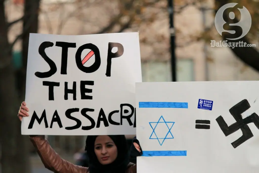 Dozens of people descended on Cornwallis Park in support of Gaza. (Bryn Karcha photo)
