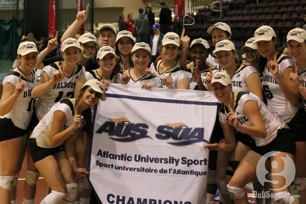 The Tigers were undefeated all season long against AUS competition. (Photo by Darek Nakonieczny via NLsportsphoto.com)