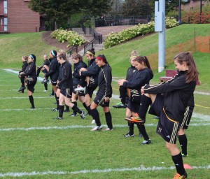 Women's soccer had plenty to smile about this weekend (photo by Samuel Perrier Daigle)