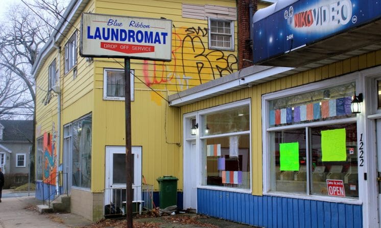 New owner deflects criticism of run-down laundromat