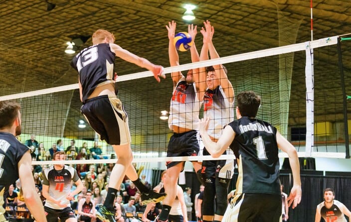 Men’s Vball: Tigers fall 3-1 to Varsity Reds in AUS final