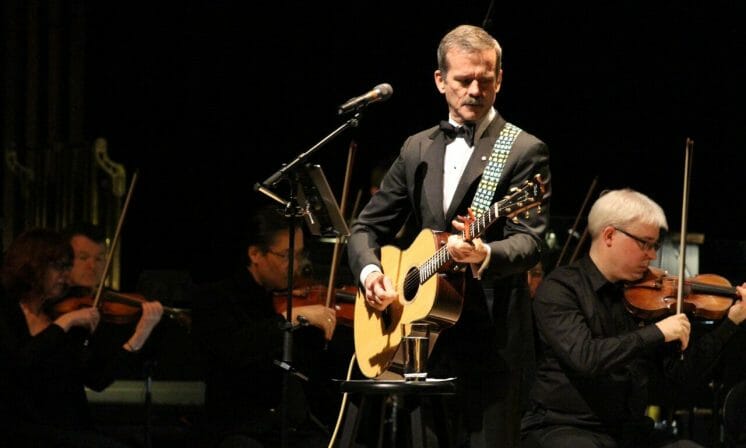 Soirée with a symphonic spaceman