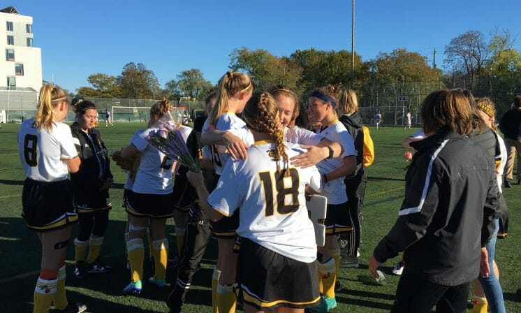 Dalhousie Field hockey goes undefeated to win their fourth straight title