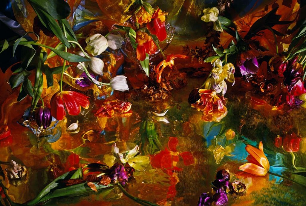 In this image: a still life photo of flowers by Margriet Smulders.