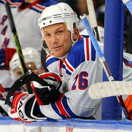 3.Sean-Avery