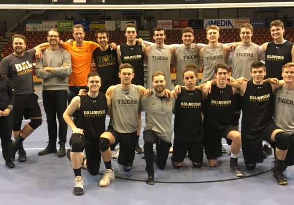 AdventuretoEurope_DanOta Dalhousie University's men's volleyball team.