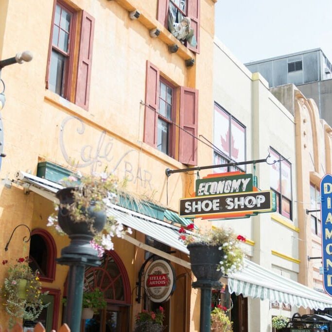 Argyle Street is home to some of the best restaurants in the city. (Photo by Amin Helal)