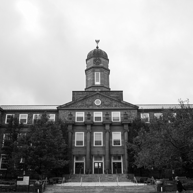 The Henry Hicks Academic Administration Building on Dalhousie University's campus. (Enzo Stimpson/The Dalhousie Gazette)