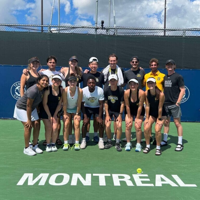The Dalhousie tennis club lines up for a team photo at the 2024 Canadian University Tennis Championship (Photo courtesy of Payton Nicol).