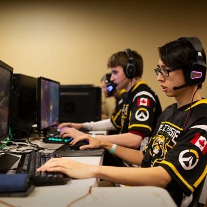 DalOverwatchESports1_JoshNeufeldt In this image: Dalhousie University's Overwatch team plays Overwatch.