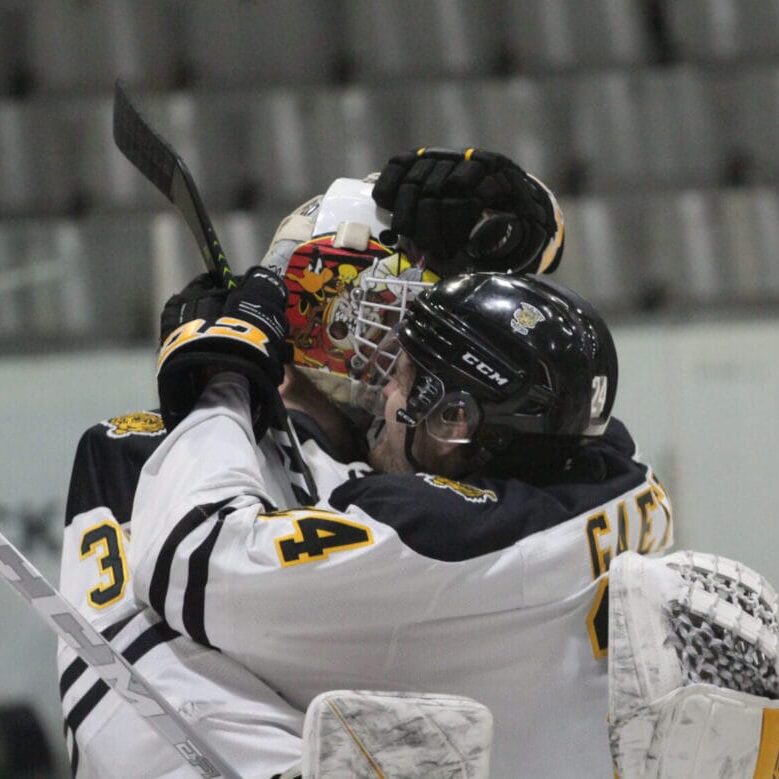 DalSTFXHockeyImage7