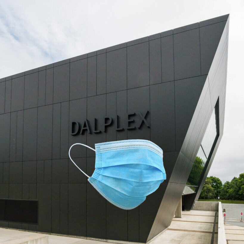 Weightlifters at Dalhousie University have been protesting COVID-19 regulations at Dalplex, particularly 
the rule limiting bookings to two people. (Photo by Geoffrey Howard) 