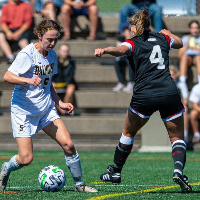 Halifax, Nova Scotia - Sep 11, 2021:  AUS Women's Soccer between Dalhousie Tigers and UNB Varsity Reds at the Wickwire Field in Halifax, Nova Scotia. (Trevor MacMillan/Dalhousie Tigers)