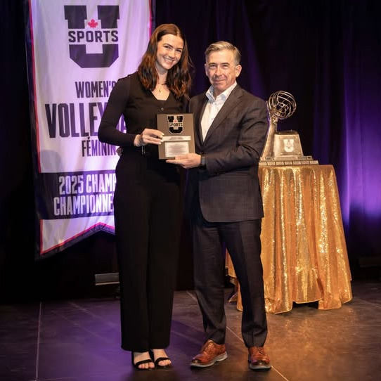 Kassandra Trenke of the Dalhousie Tigers women’s volleyball team. (Image courtesy of Dalhousie Women's Volleyball)