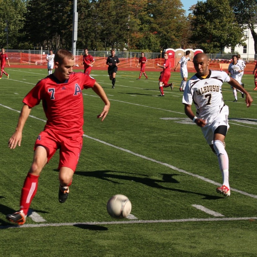 Bezick Evraire (7) chasing the ball out of bounds.