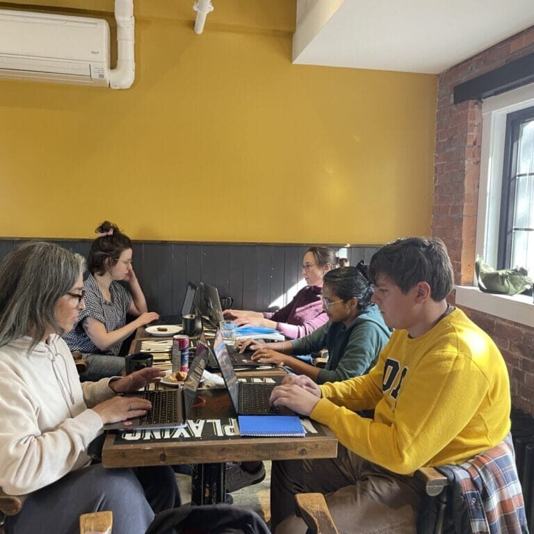 OxfordWritersLeague_ToniKleiner Writers gather at the West Ender Café for a weekly writing sprint. (Image credit: Toni Kleiner)