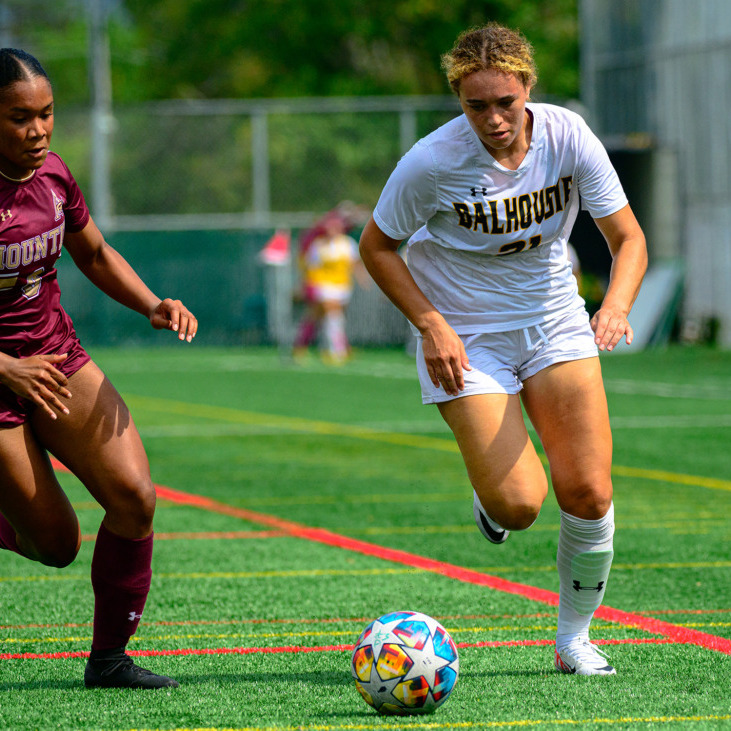 Dalhousie Tigers vs Mount Allison Mounties - Sep 10, 2023 Halifax, Nova Scotia - Sep 10, 2023:  AUS Women's Soccer between Dalhousie Tigers and Mount Allison Mounties at the Wickwire Field in Halifax, Nova Scotia. (Trevor MacMillan/Dalhousie Tigers)
