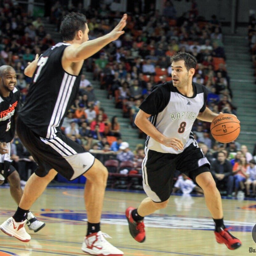 Fans came out to watch point guard Jose Calderon and the Raptors compete in an intrasquad game. (Bryn Karcha photo)