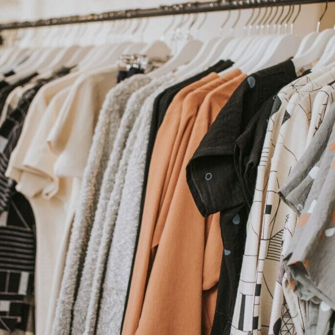 Sustainable fashion1_Photo by Lauren Fleischmann on Unsplash Clothing