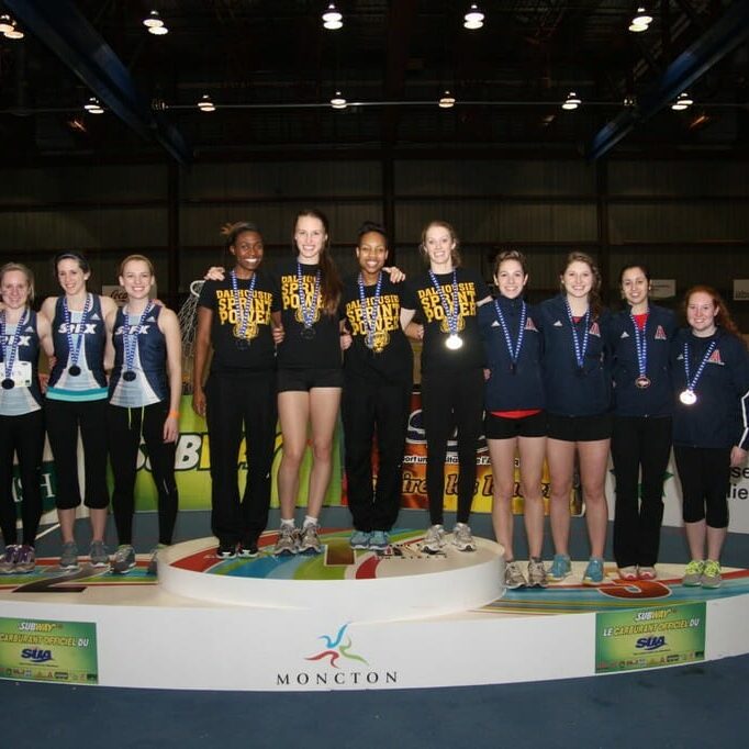 Dal's 4x200-metre won gold. (Photo by Normand A. Léger via Université de Moncton)