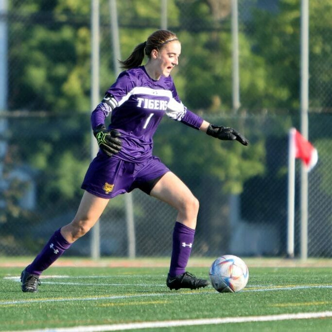Womens-Soccer1_Nick-Pearce