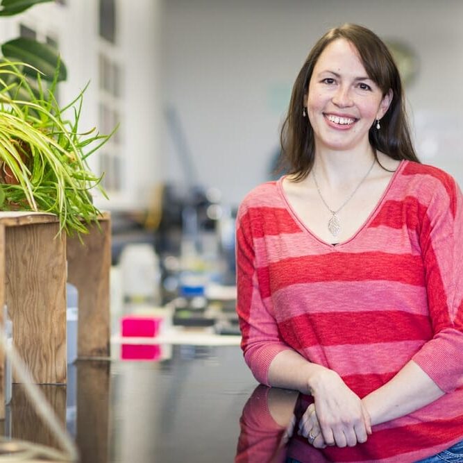Dal professor Mindy McCarville inspires Alex every day. (Photo by Chris Parent)