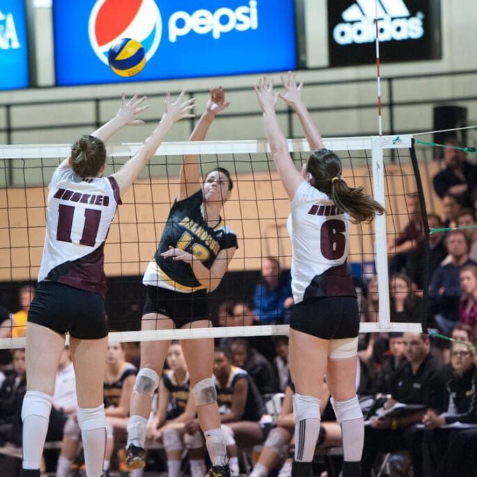 Dal's women's volleyball team will play in the AUS Championship semi-finals on Feb. 16 (Chris Parent photo)