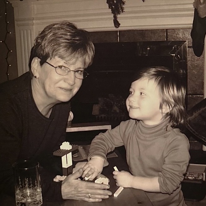 Anna Wood and her grandmother, Judy Jupp, pose for a photo on Christmas Day in Guelph, Ontario, on Dec. 25, 2006.
(Anna Wood/The Dalhousie Gazette)